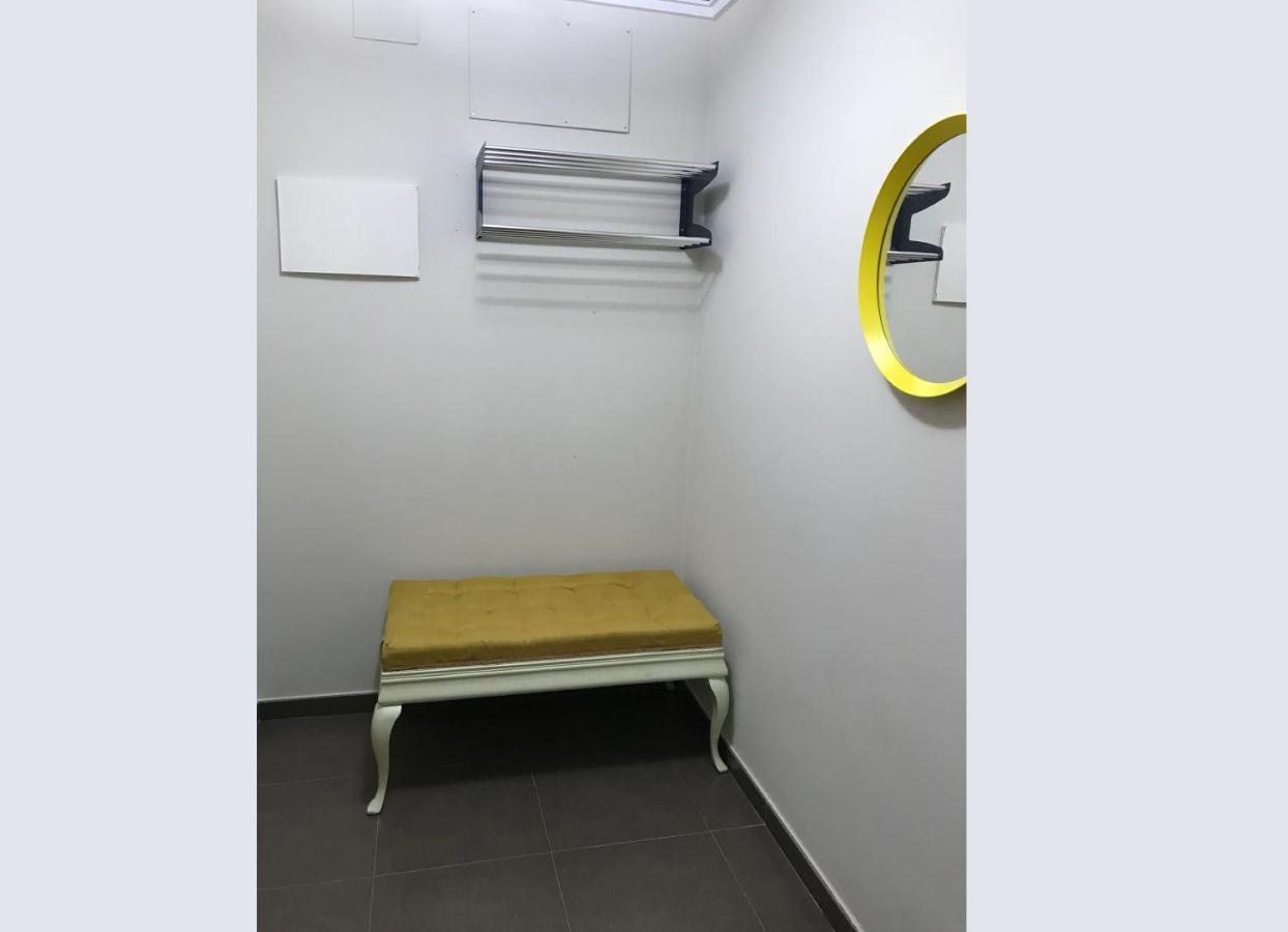 Stunning 2-Bed Apartment In เปโก ภายนอก รูปภาพ